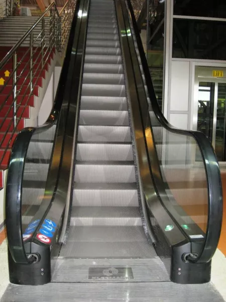 escalators-commercial-kips-shopping-mall-kotor-montenegro